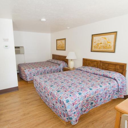 Brooks St. Motor Inn ミズーラ エクステリア 写真