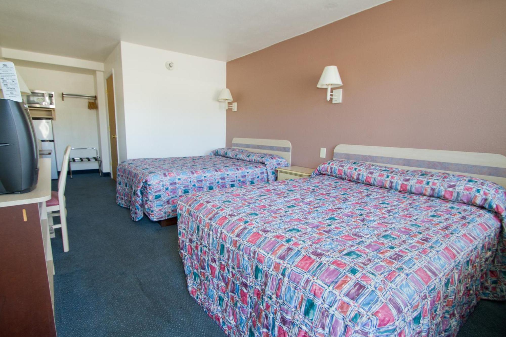 Brooks St. Motor Inn ミズーラ エクステリア 写真