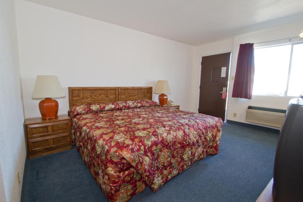 Brooks St. Motor Inn ミズーラ エクステリア 写真